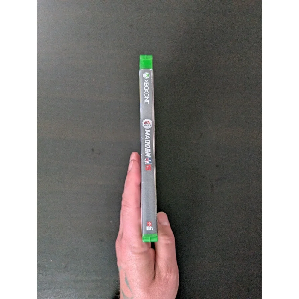 Madden NFL 15 (Microsoft Xbox‎ One, 2014)